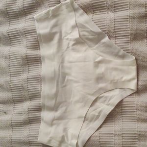 VS No-Show Sexy Hiphugger - S